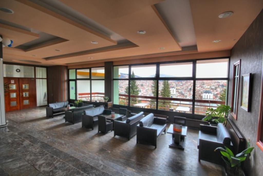 Hotel Montana Palace Kruševo Εξωτερικό φωτογραφία